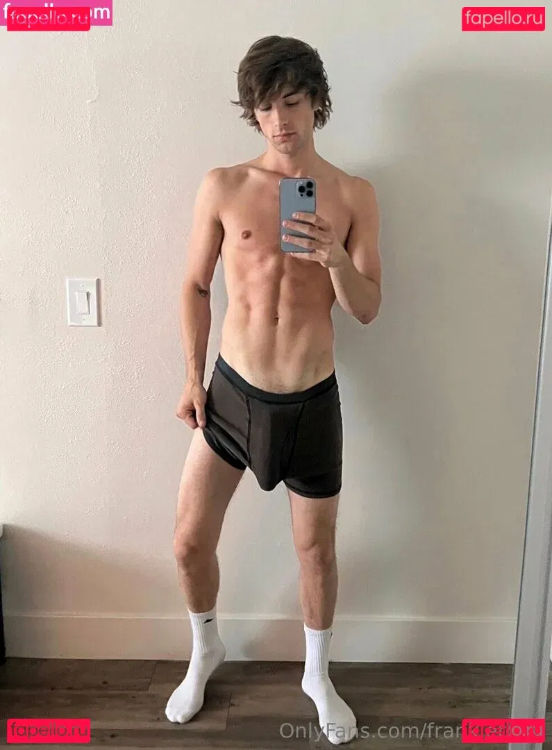 frankierossi Onlyfans Photo Gallery 
