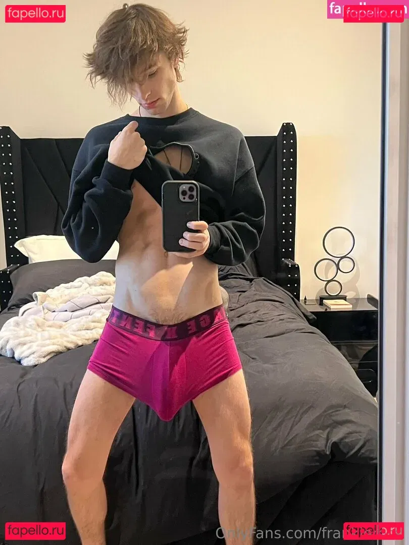 frankierossi Onlyfans Photo Gallery 