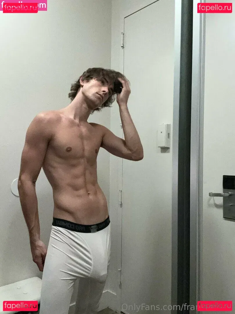 frankierossi Onlyfans Photo Gallery 