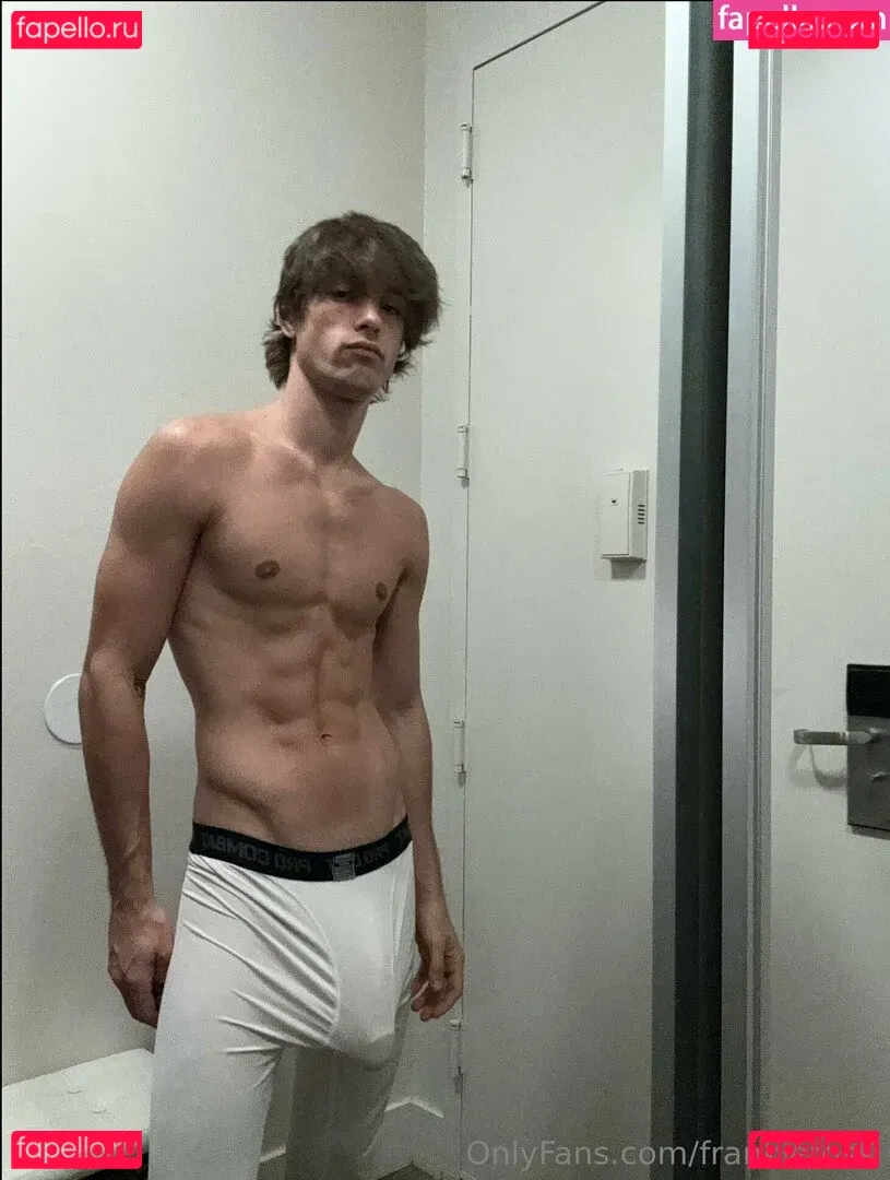 frankierossi Onlyfans Photo Gallery 