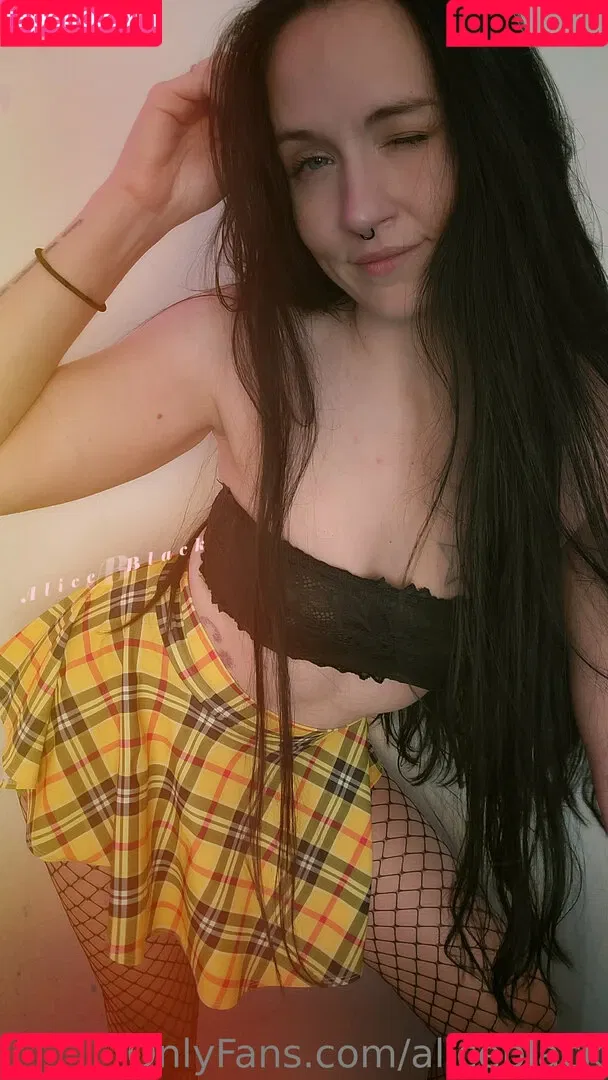 aliceblack Onlyfans Photo Gallery 