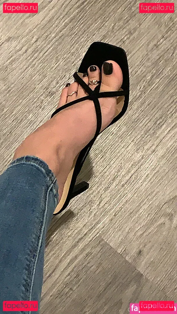 dulcepatitas Onlyfans Photo Gallery 