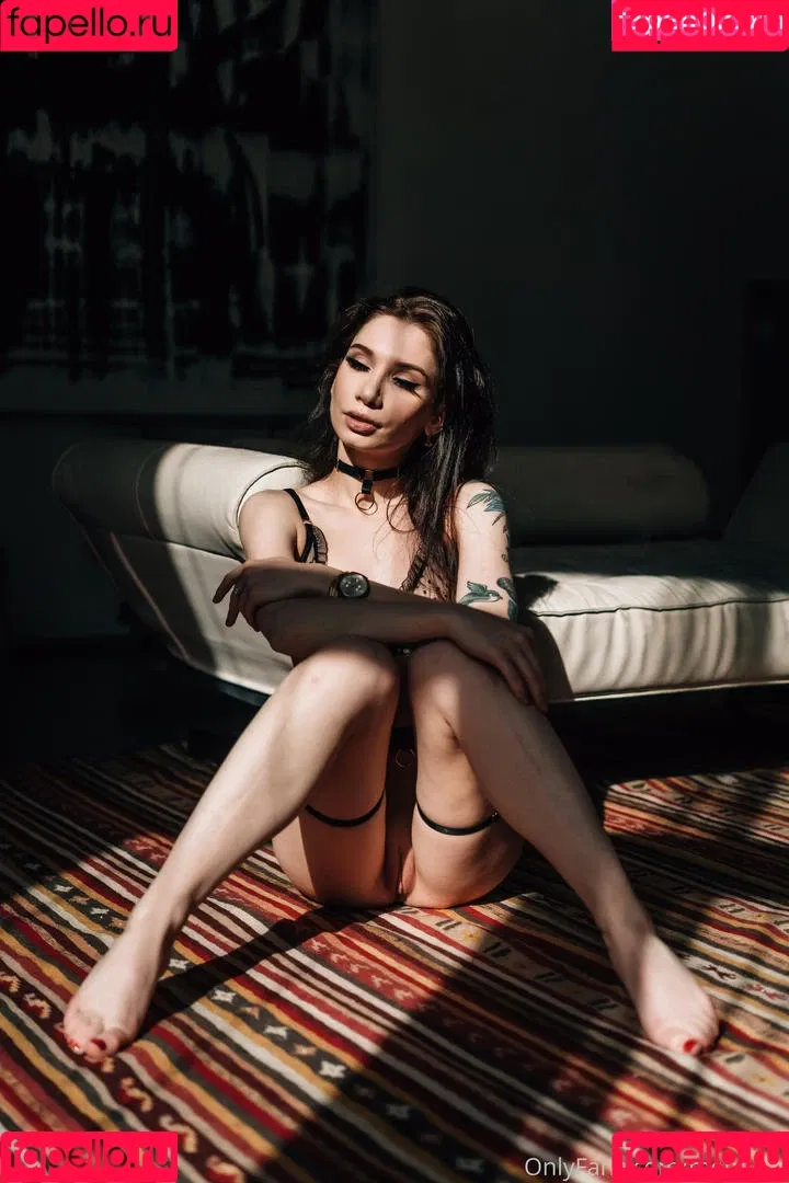 meneliza Onlyfans Photo Gallery 