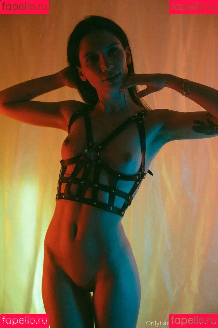 meneliza Onlyfans Photo Gallery 