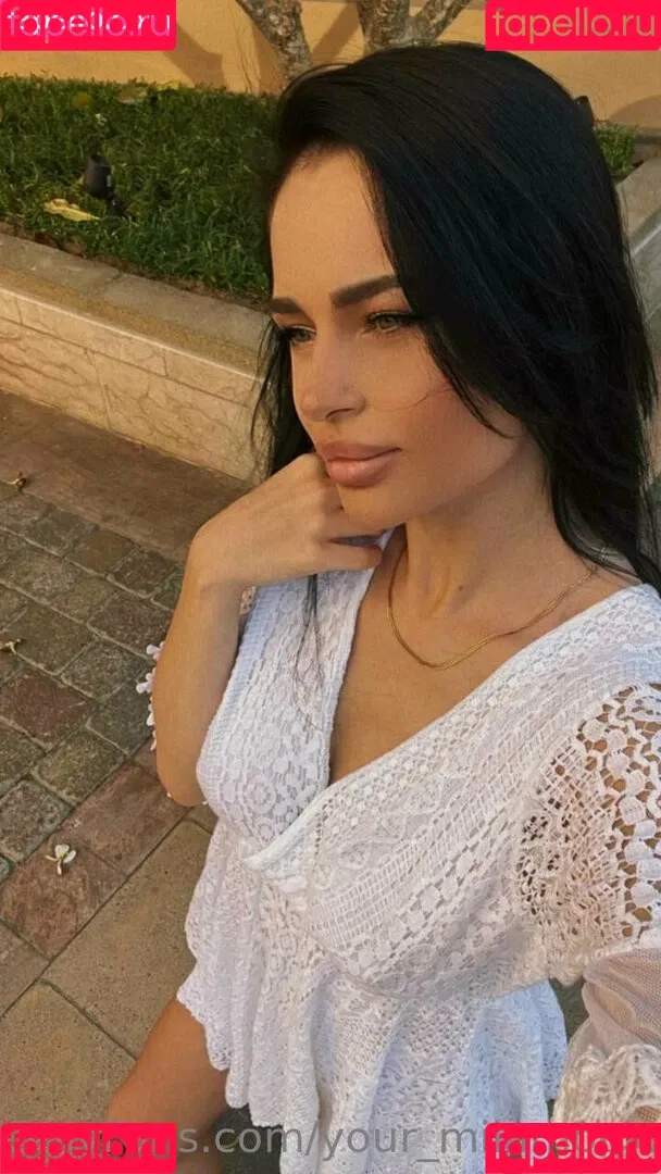 your_milamoore Onlyfans Photo Gallery 