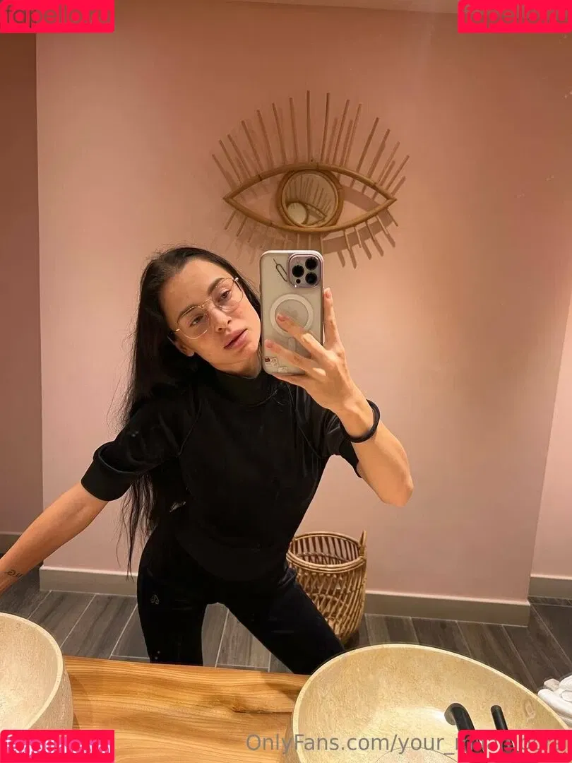 your_milamoore Onlyfans Photo Gallery 