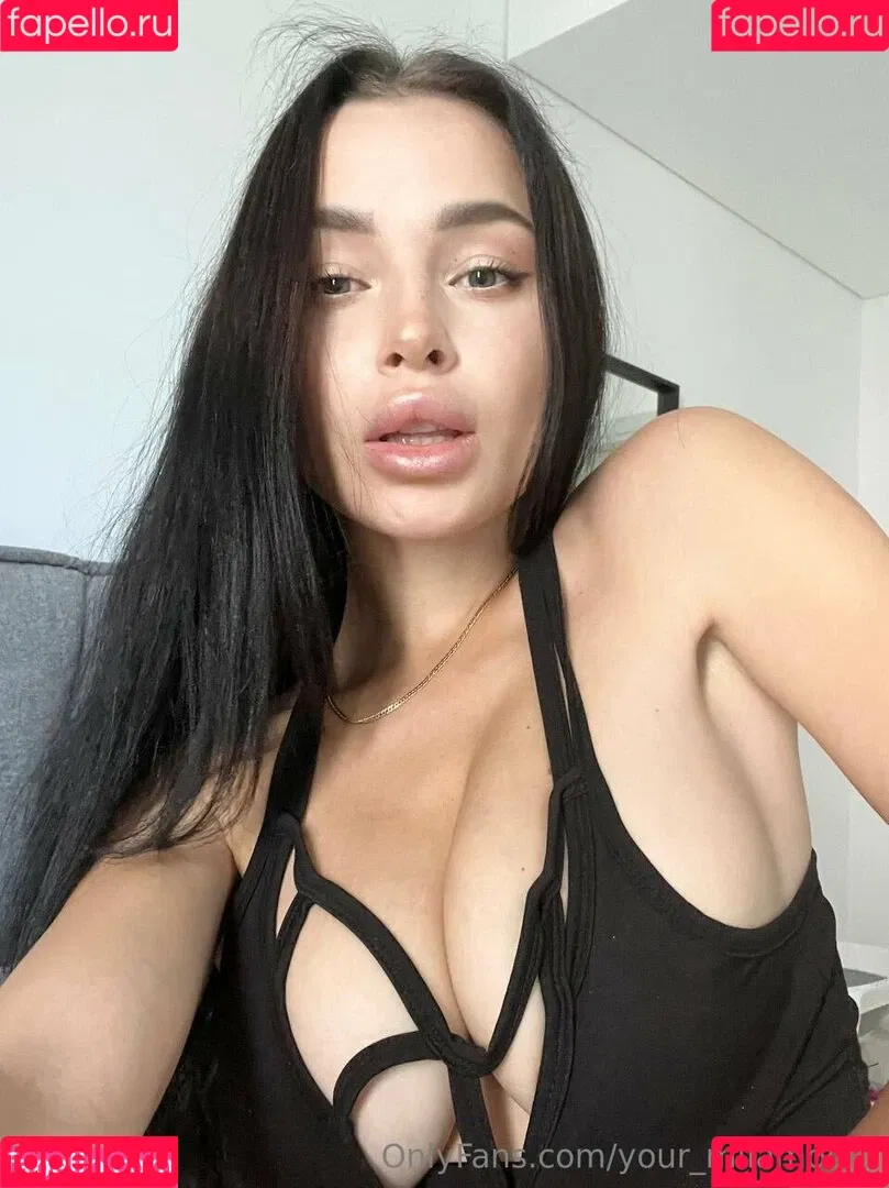 your_milamoore Onlyfans Photo Gallery 