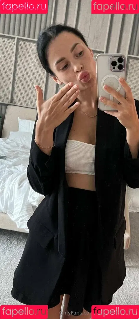 your_milamoore Onlyfans Photo Gallery 