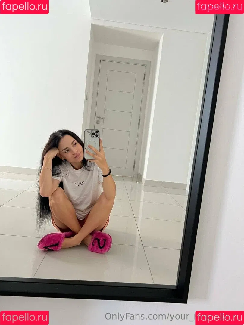your_milamoore Onlyfans Photo Gallery 