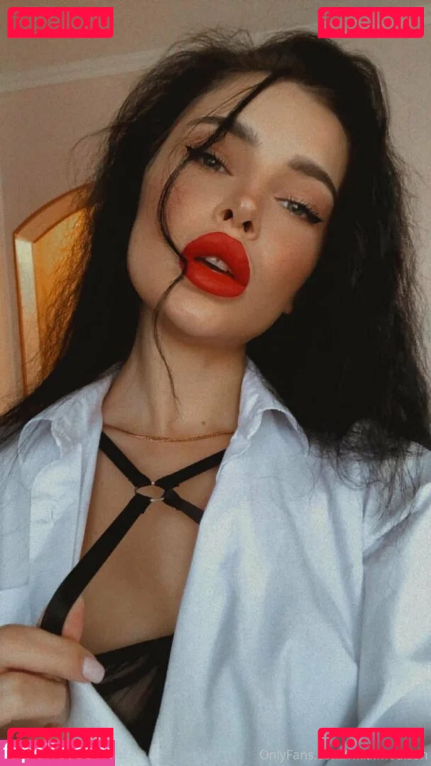 your_milamoore Onlyfans Photo Gallery 