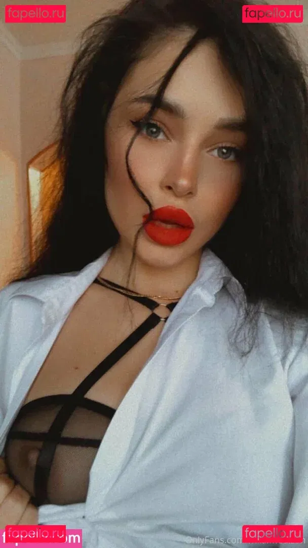 your_milamoore Onlyfans Photo Gallery 