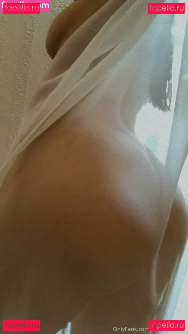 your_milamoore Onlyfans Photo Gallery 