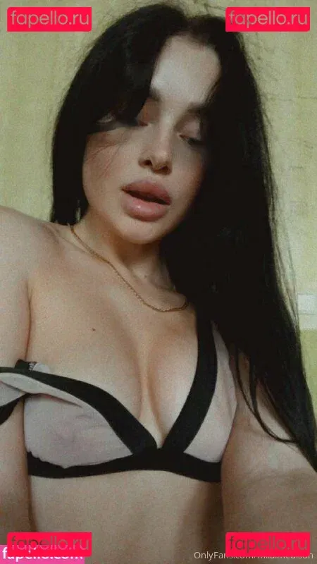 your_milamoore Onlyfans Photo Gallery 