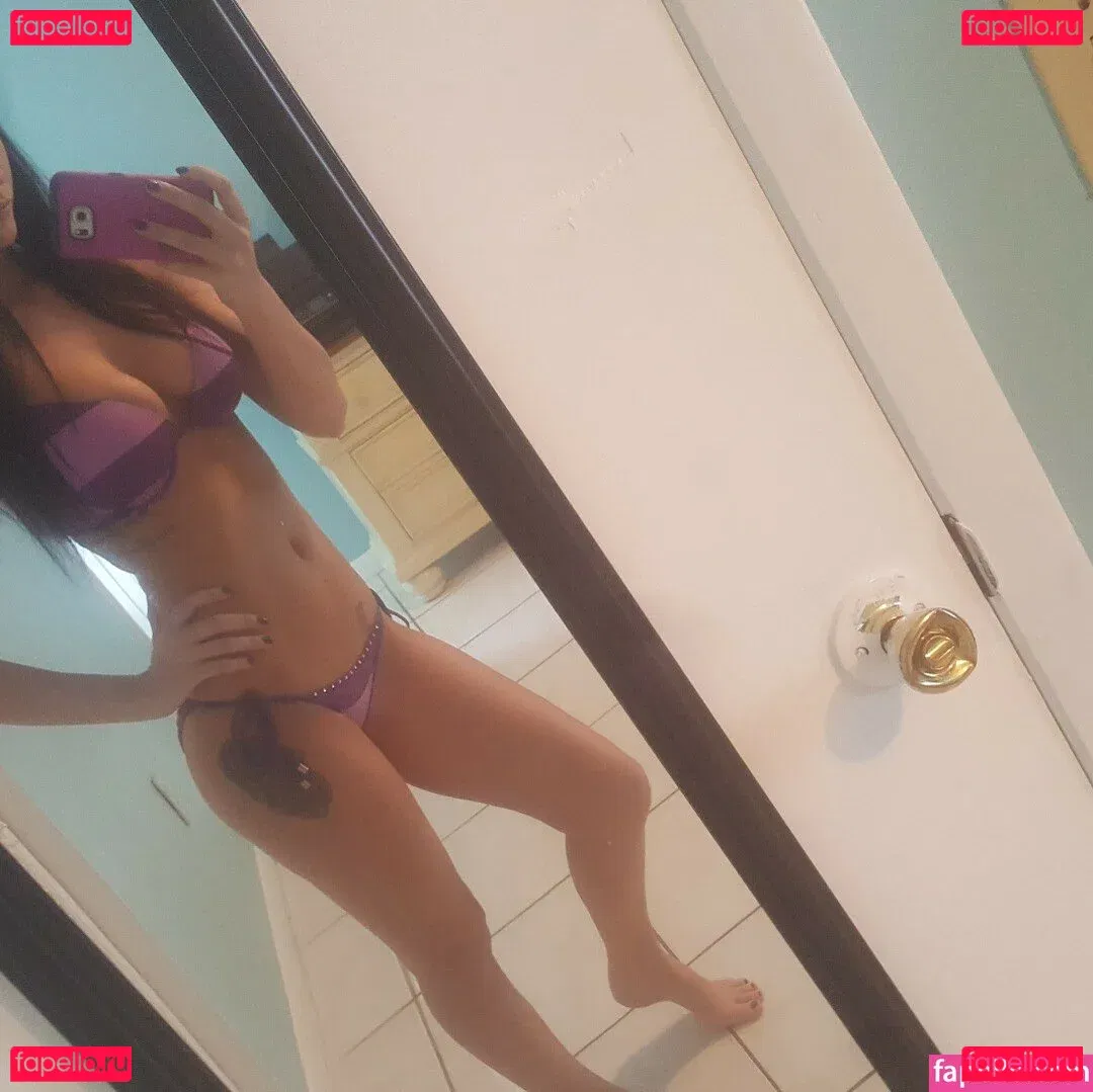 your_milamoore Onlyfans Photo Gallery 