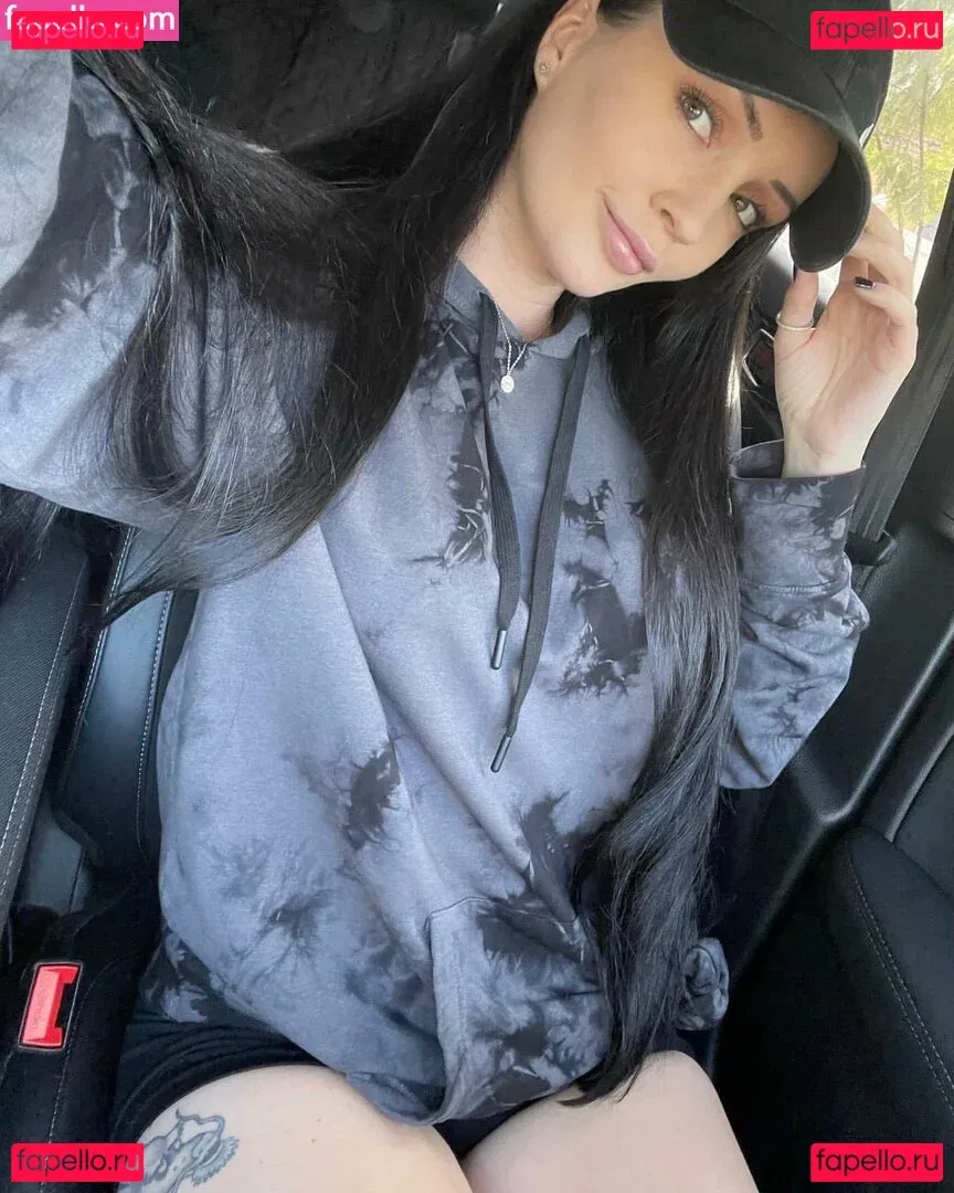 your_milamoore Onlyfans Photo Gallery 