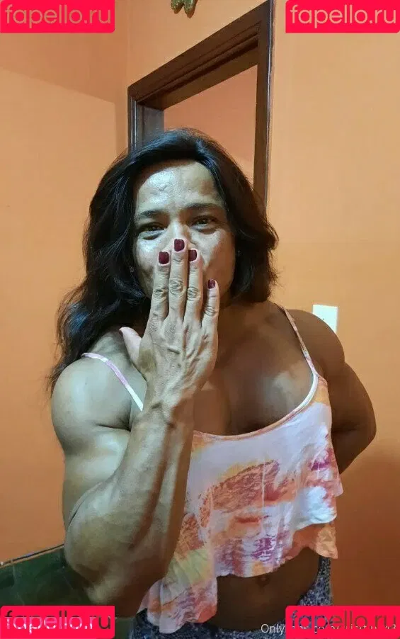 cristtina43 Onlyfans Photo Gallery 