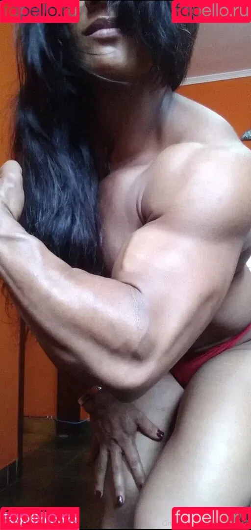 cristtina43 Onlyfans Photo Gallery 