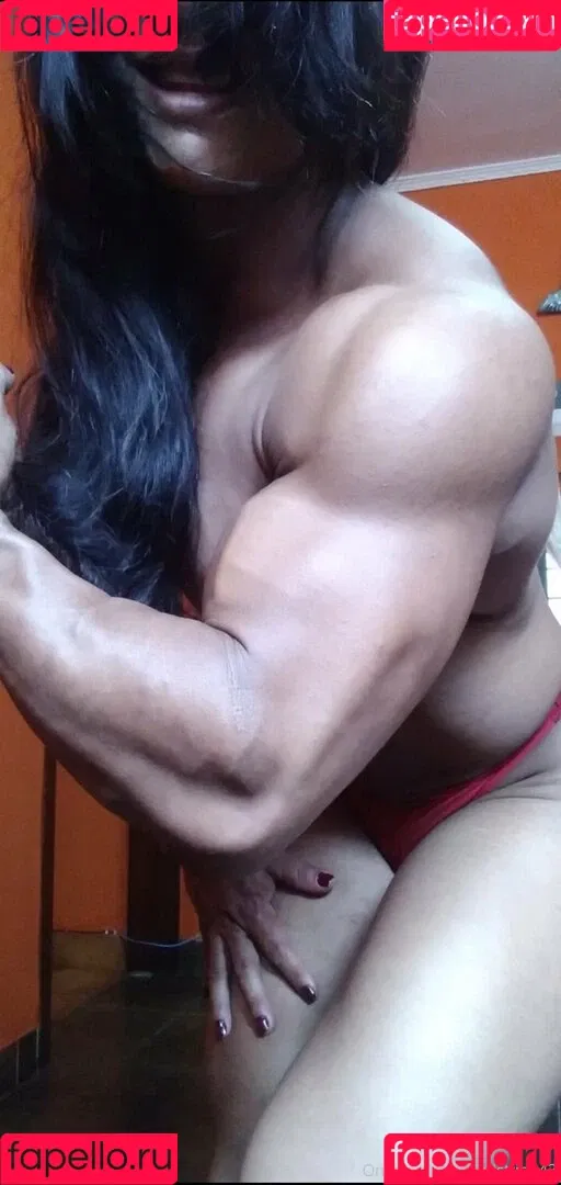 cristtina43 Onlyfans Photo Gallery 