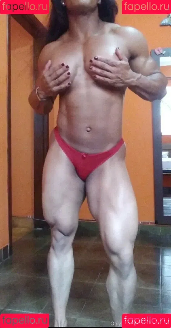 cristtina43 Onlyfans Photo Gallery 