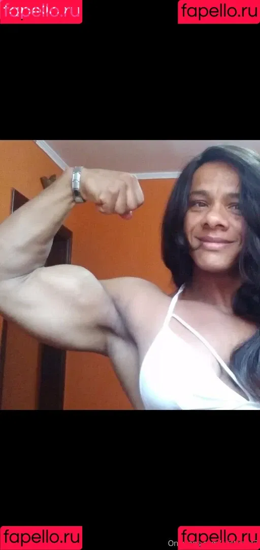 cristtina43 Onlyfans Photo Gallery 