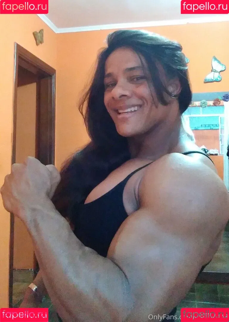 cristtina43 Onlyfans Photo Gallery 