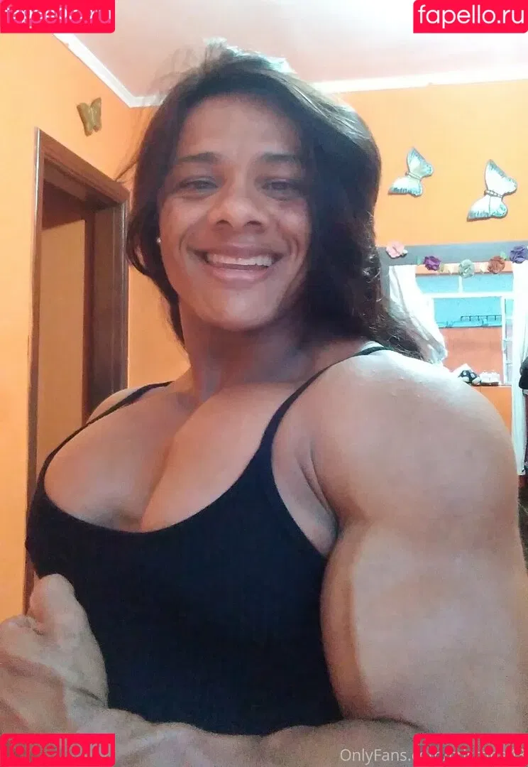cristtina43 Onlyfans Photo Gallery 