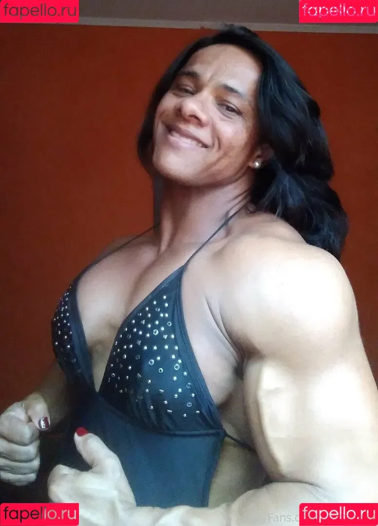 cristtina43 Onlyfans Photo Gallery 