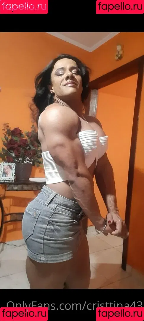 cristtina43 Onlyfans Photo Gallery 