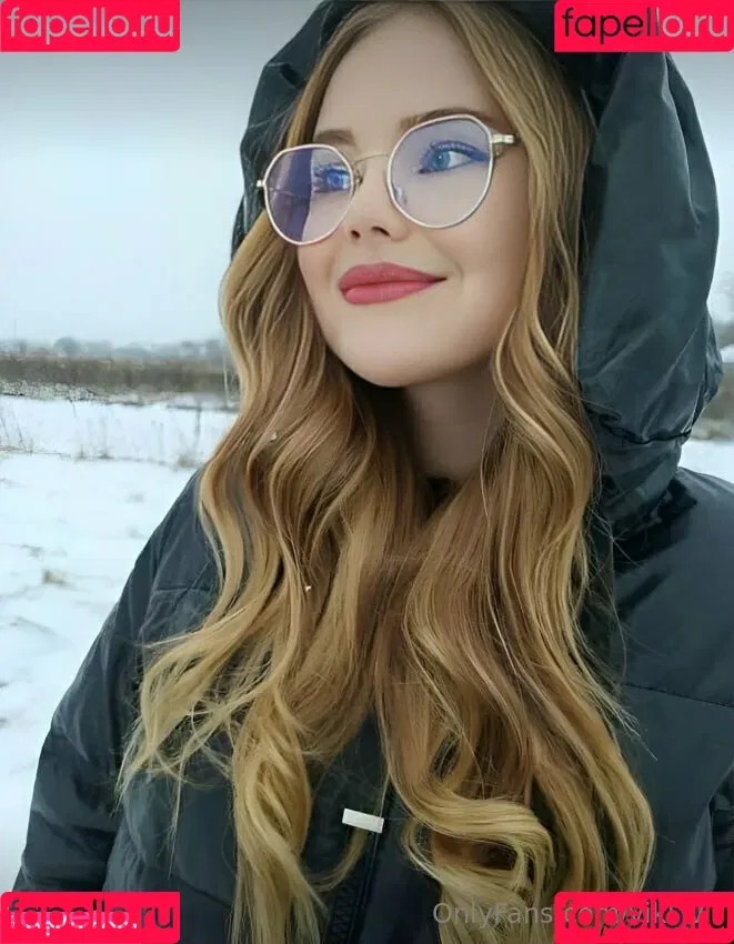 viki_vii Onlyfans Photo Gallery 