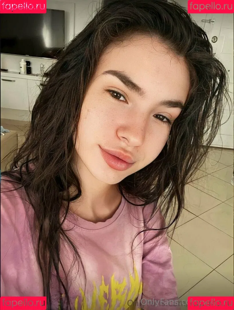 viki_vii Onlyfans Photo Gallery 