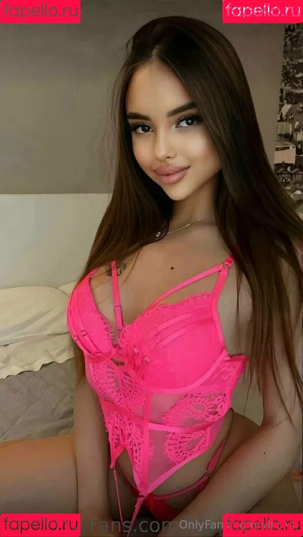 viki_vii Onlyfans Photo Gallery 