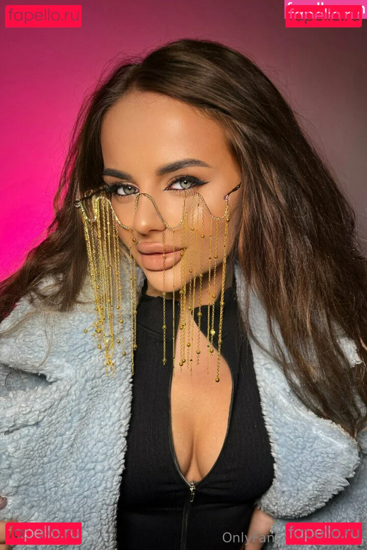 viki_vii Onlyfans Photo Gallery 