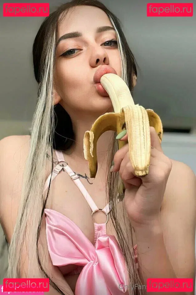 viki_vii Onlyfans Photo Gallery 