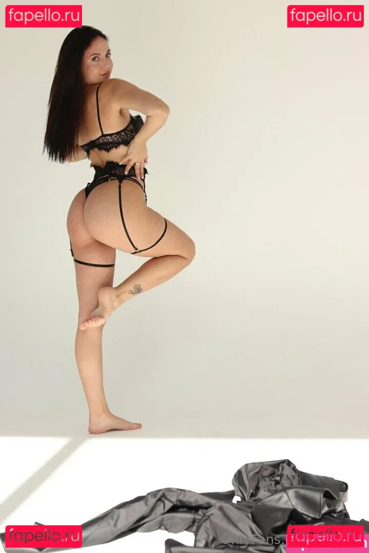 viki_vii Onlyfans Photo Gallery 