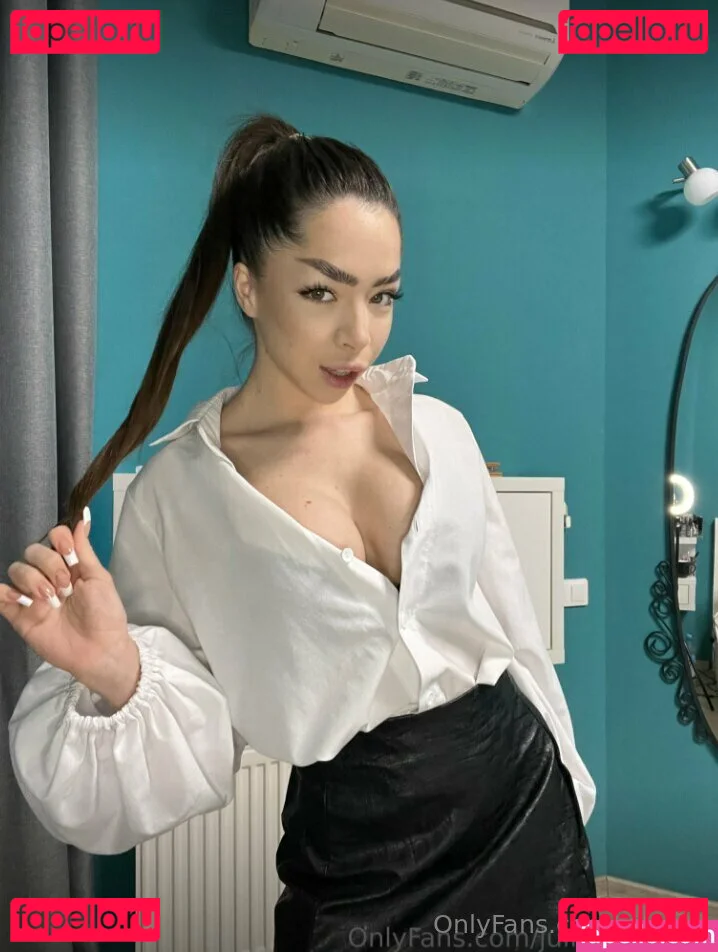 viki_vii Onlyfans Photo Gallery 