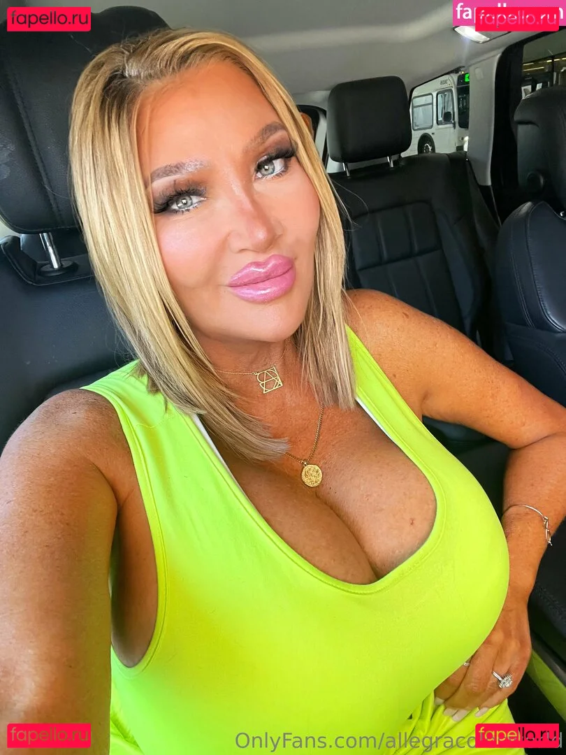 allegracolesworld Onlyfans Photo Gallery 