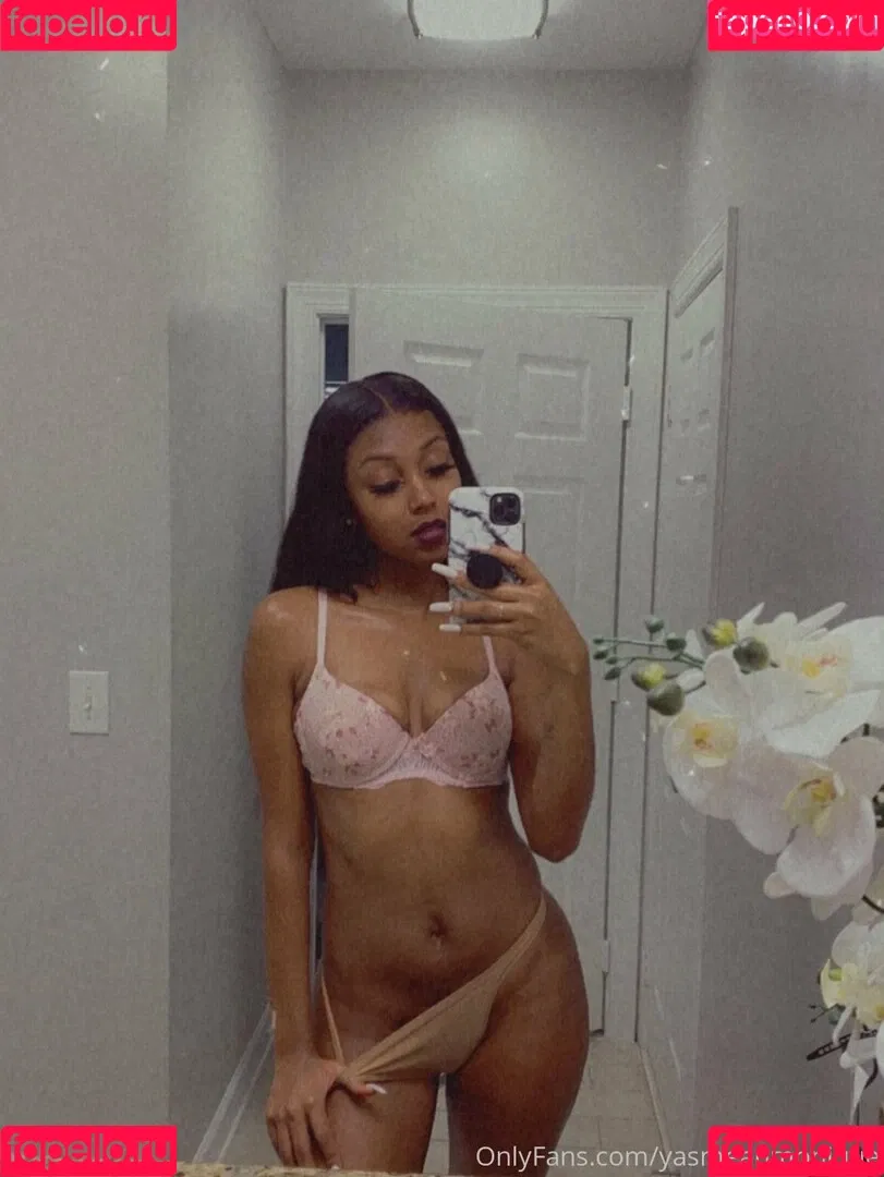 yasmeanmonique Onlyfans Photo Gallery 