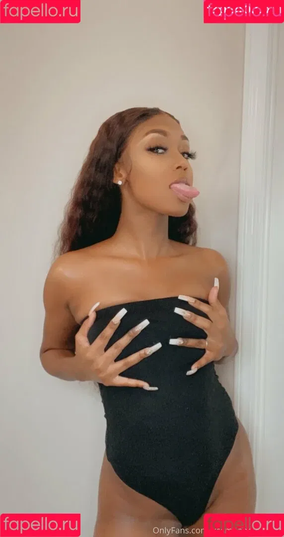 yasmeanmonique Onlyfans Photo Gallery 