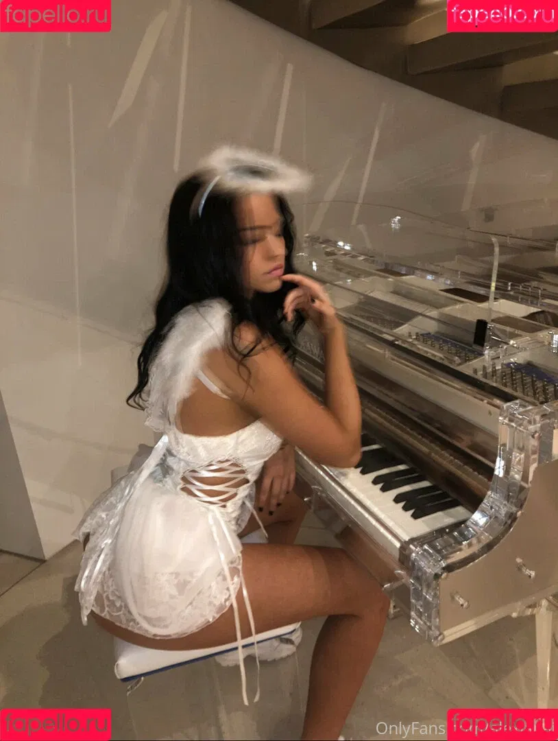 alexjanai Onlyfans Photo Gallery 