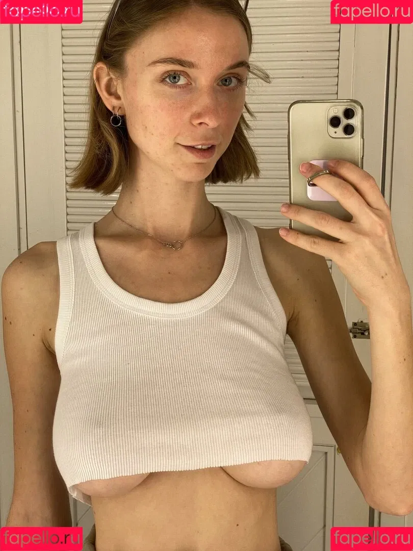 YouRina Onlyfans Photo Gallery 