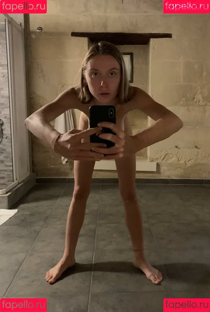 YouRina Onlyfans Photo Gallery 
