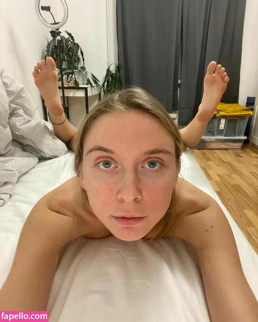 YouRina Onlyfans Photo Gallery 