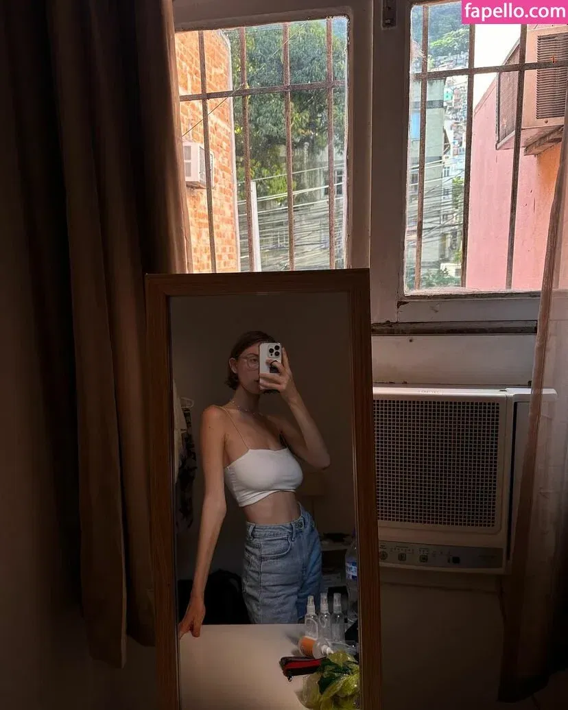 YouRina Onlyfans Photo Gallery 