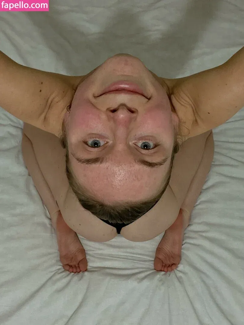 YouRina Onlyfans Photo Gallery 