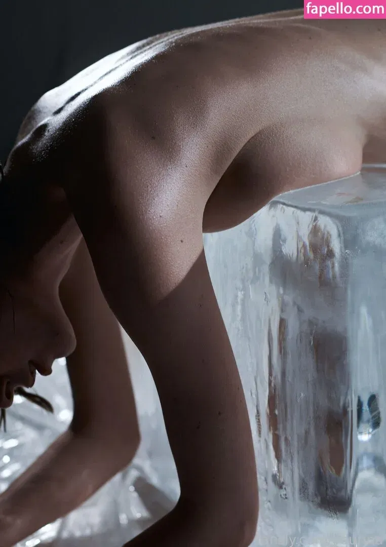 YouRina Onlyfans Photo Gallery 