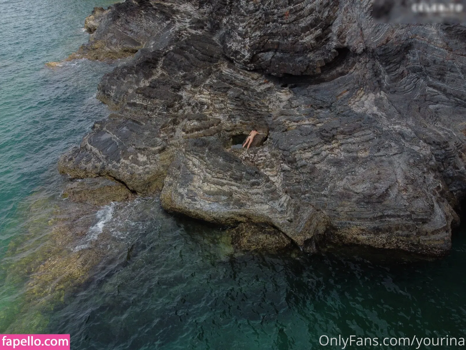 YouRina Onlyfans Photo Gallery 