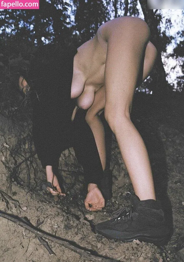 YouRina Onlyfans Photo Gallery 