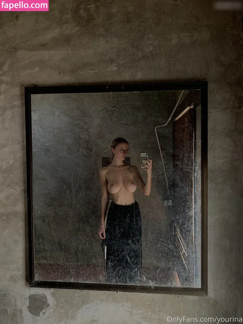 YouRina Onlyfans Photo Gallery 