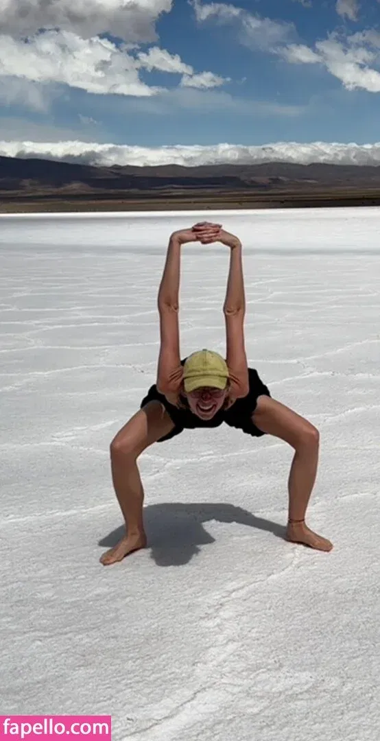 YouRina Onlyfans Photo Gallery 