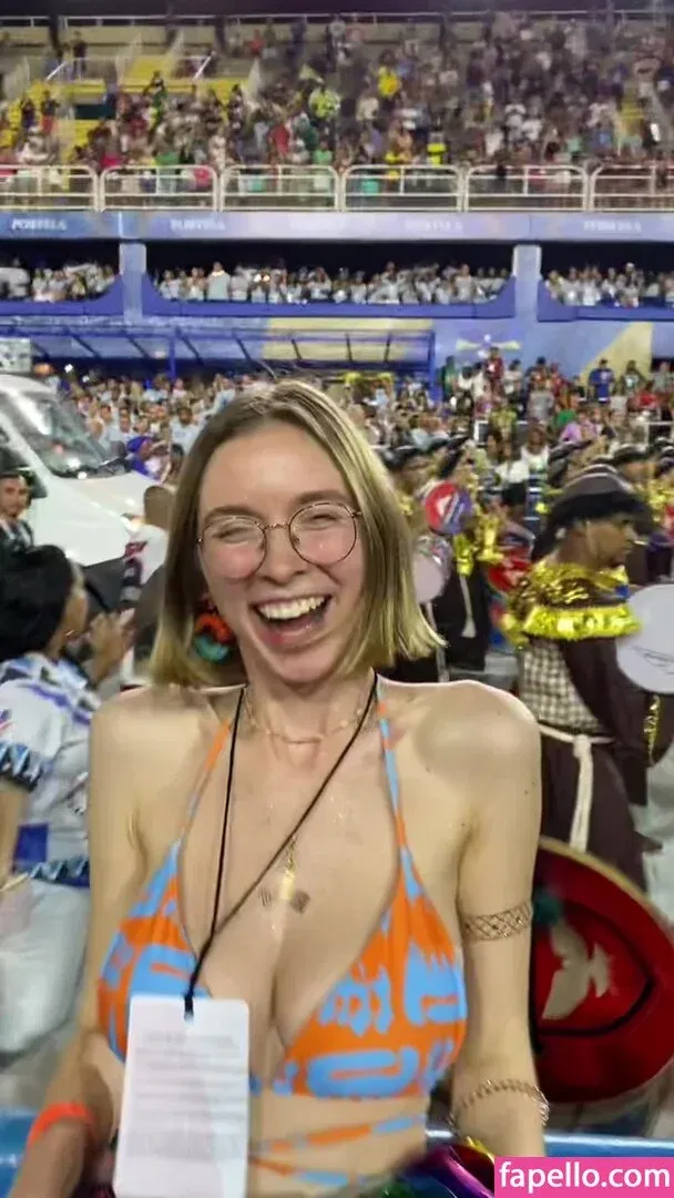 YouRina Onlyfans Photo Gallery 